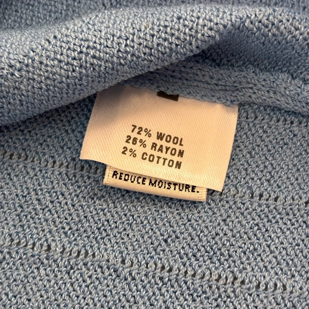 NWT Soft Blue Zip-Up Sweater with White and Tan Accents Sz L